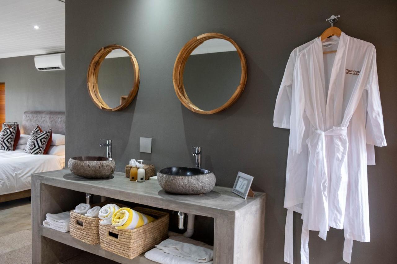 Tamboti River Lodge Hectorspruit Exteriör bild